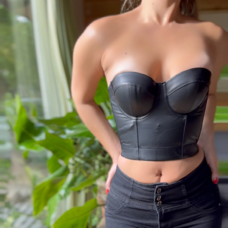 CropTop Begoña Negro