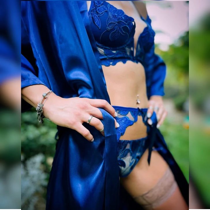 Bata Monaco Azul