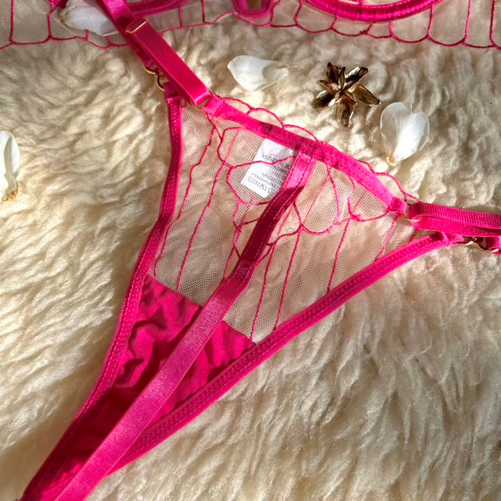 Colaless del conjunto Inna rosado de encaje, vista frontal