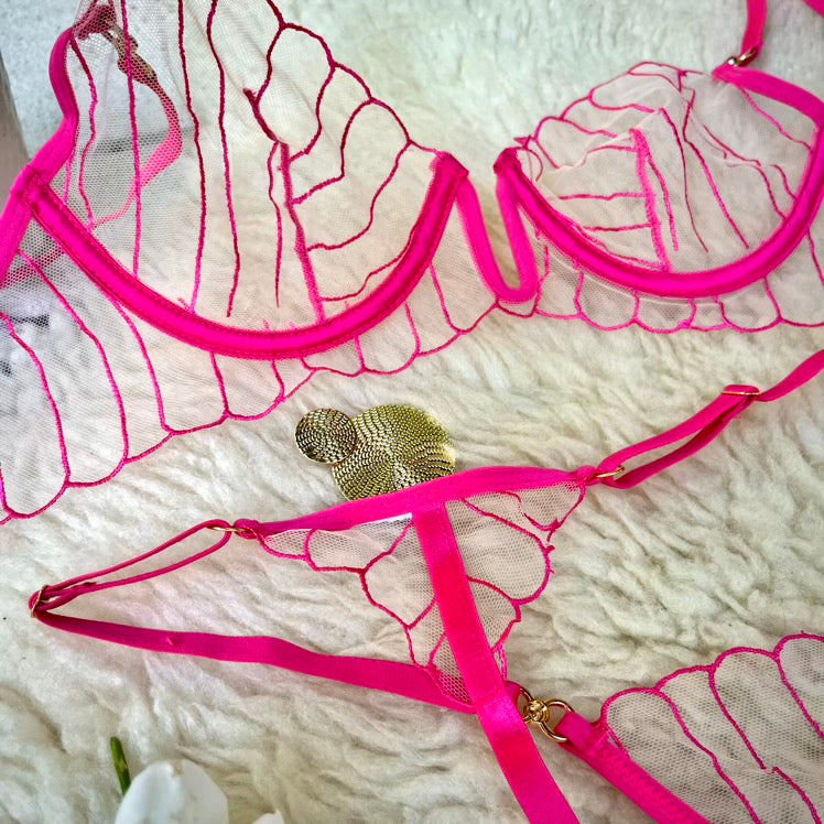 Colaless del conjunto Inna rosado, vista posterior y calce